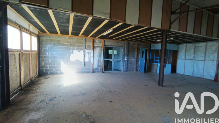 Ma-Cabane - Vente Immeuble Saint-Sauvant, 404 m²