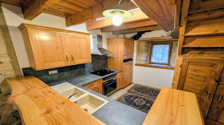 Ma-Cabane - Vente Immeuble SAINT SAUVEUR CAMPRIEU, 90 m²