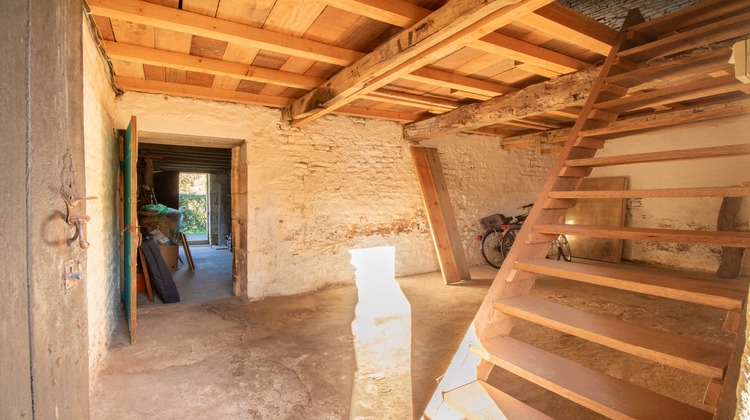 Ma-Cabane - Vente Immeuble Saint-Savinien, 195 m²