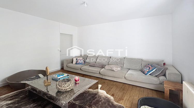 Ma-Cabane - Vente Immeuble Saint-Seurin-sur-l'Isle, 295 m²