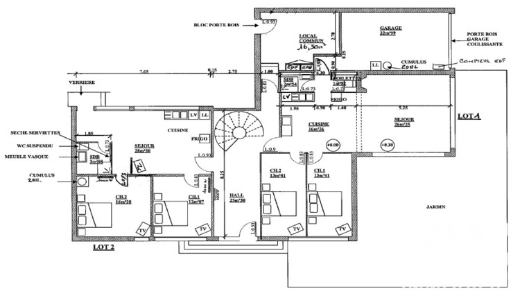 Ma-Cabane - Vente Immeuble Saint-Seurin-sur-l'Isle, 289 m²