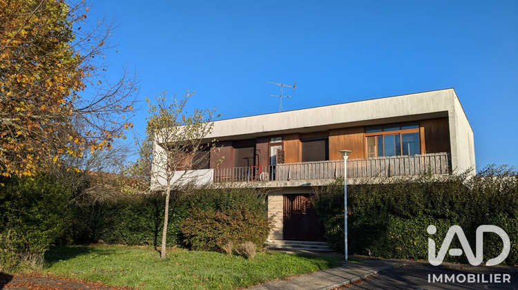 Ma-Cabane - Vente Immeuble Saint-Seurin-sur-l'Isle, 289 m²