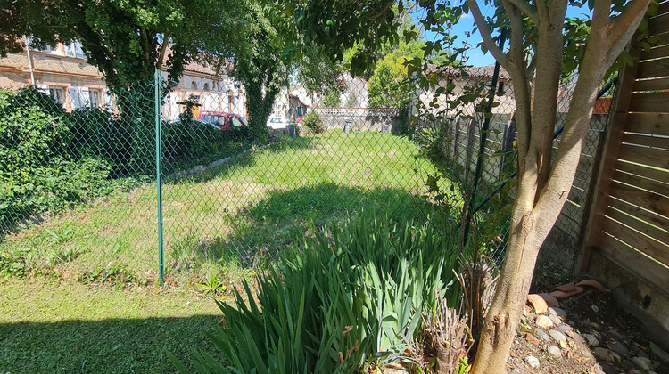 Ma-Cabane - Vente Immeuble SAINT-SULPICE-SUR-LEZE, 245 m²