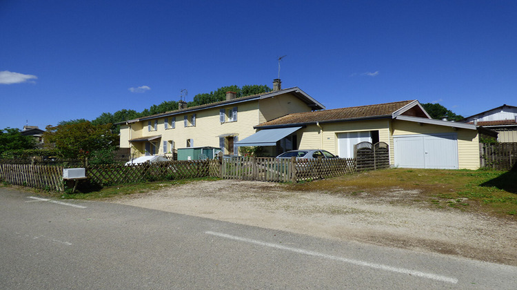 Ma-Cabane - Vente Immeuble SAINT-TRIVIER-DE-COURTES, 200 m²