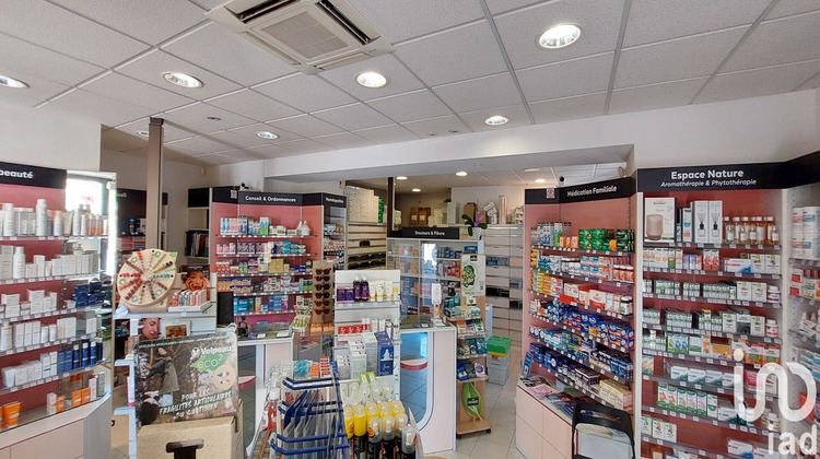 Ma-Cabane - Vente Immeuble Saint-Victor-la-Coste, 76 m²