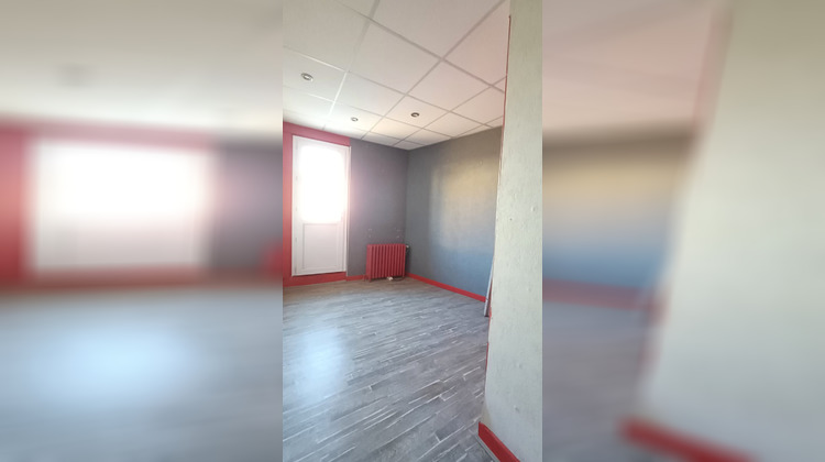 Ma-Cabane - Vente Immeuble Saint-Yorre, 68 m²