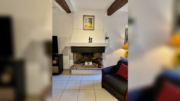 Ma-Cabane - Vente Immeuble Sainte-Cécile-les-Vignes, 181 m²