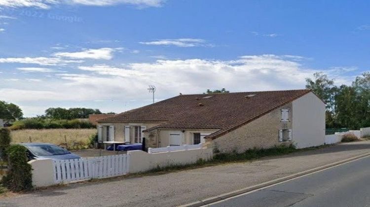 Ma-Cabane - Vente Immeuble SAINTE GEMME LA PLAINE, 158 m²