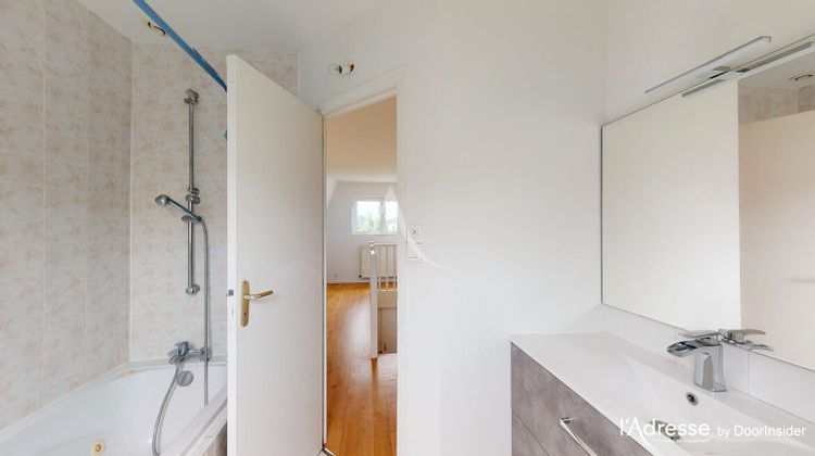 Ma-Cabane - Vente Immeuble SAINTE-GENEVIEVE-DES-BOIS, 241 m²