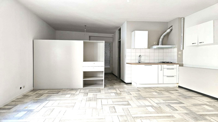 Ma-Cabane - Vente Immeuble Sainte-Livrade-sur-Lot, 90 m²