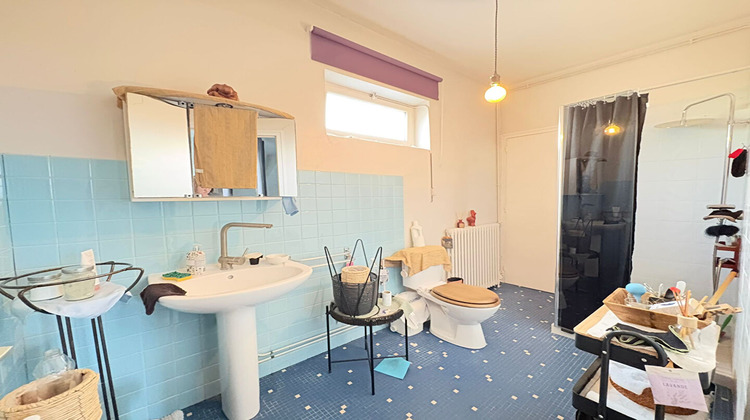 Ma-Cabane - Vente Immeuble SAINTE-LIVRADE-SUR-LOT, 152 m²