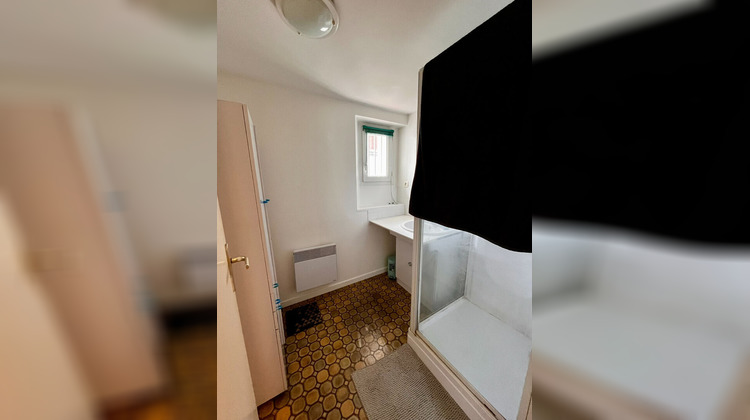 Ma-Cabane - Vente Immeuble SAINTE-PAZANNE, 71 m²