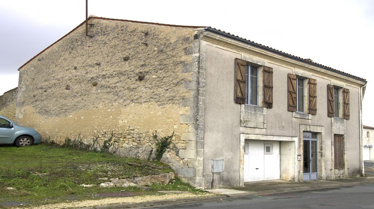 Ma-Cabane - Vente Immeuble Saintes, 185 m²