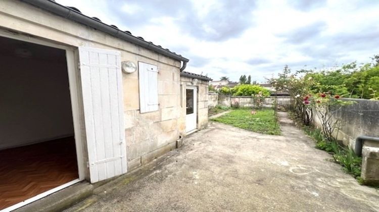 Ma-Cabane - Vente Immeuble SAINTES, 175 m²