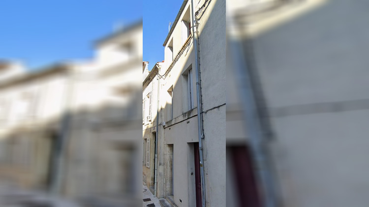 Ma-Cabane - Vente Immeuble Saintes, 69 m²