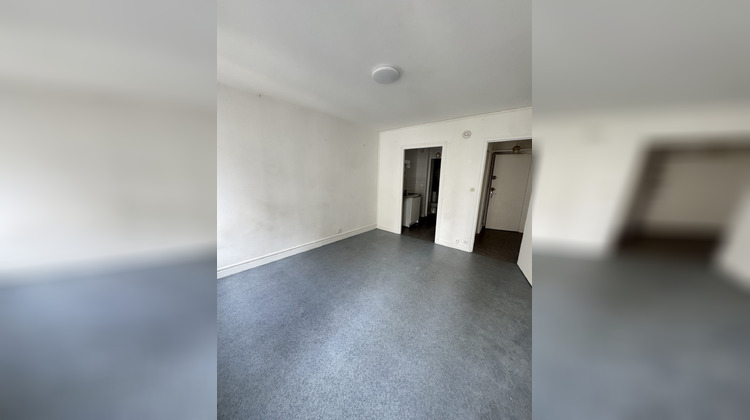 Ma-Cabane - Vente Immeuble Saintes, 69 m²