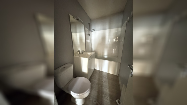 Ma-Cabane - Vente Immeuble Saintes, 69 m²