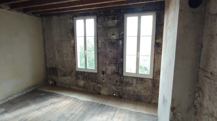 Ma-Cabane - Vente Immeuble Saintes, 185 m²