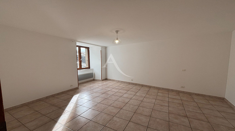 Ma-Cabane - Vente Immeuble SAISSAC, 109 m²