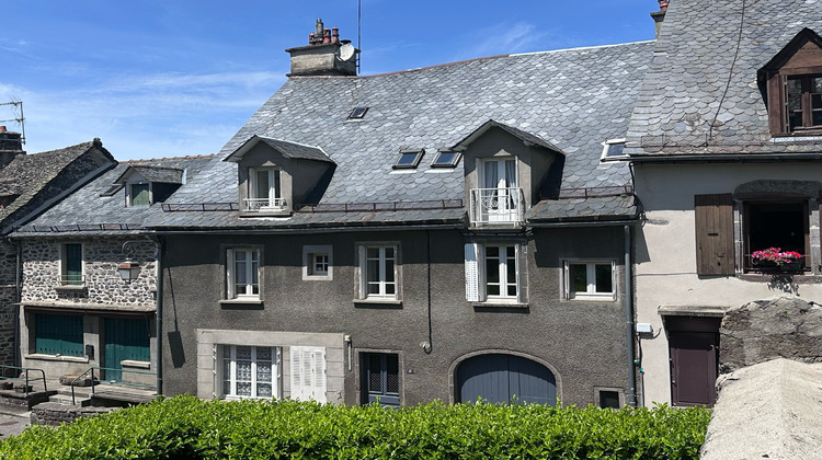 Ma-Cabane - Vente Immeuble Salers, 140 m²
