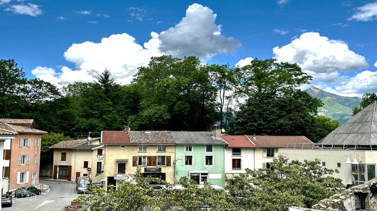 Ma-Cabane - Vente Immeuble Sassenage, 145 m²