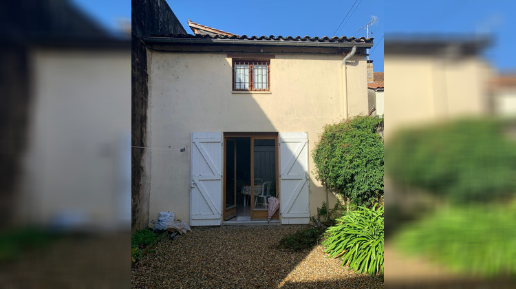 Ma-Cabane - Vente Immeuble Sauveterre-de-Guyenne, 179 m²