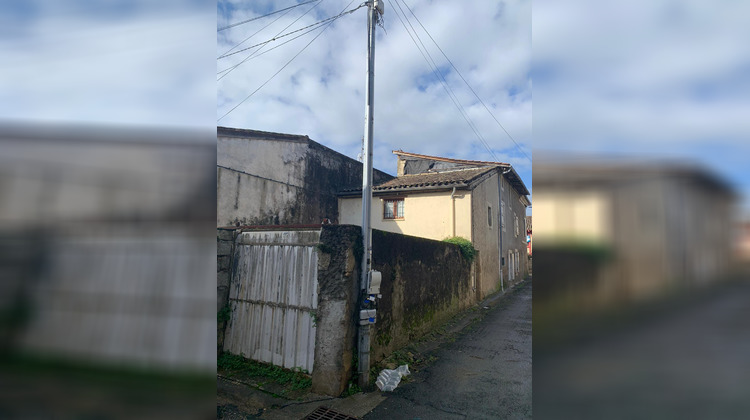 Ma-Cabane - Vente Immeuble Sauveterre-de-Guyenne, 179 m²