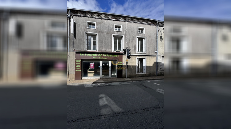 Ma-Cabane - Vente Immeuble Secondigny, 130 m²