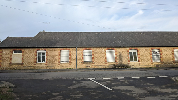 Ma-Cabane - Vente Immeuble Sedan, 468 m²