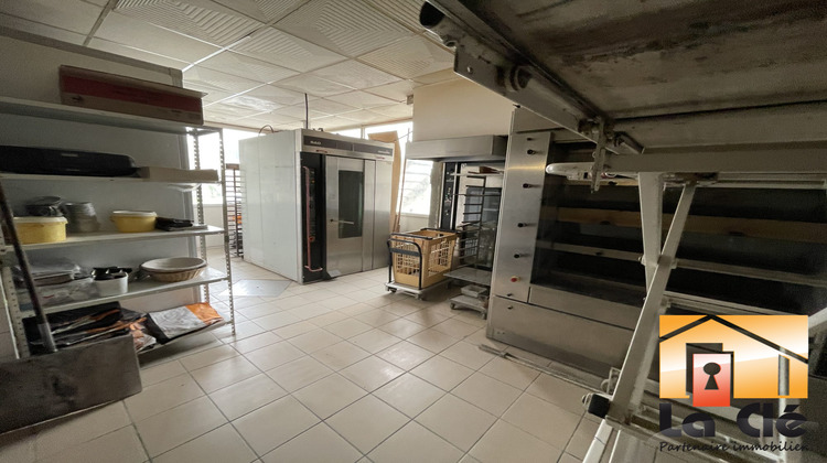 Ma-Cabane - Vente Immeuble Sérignac-sur-Garonne, 585 m²