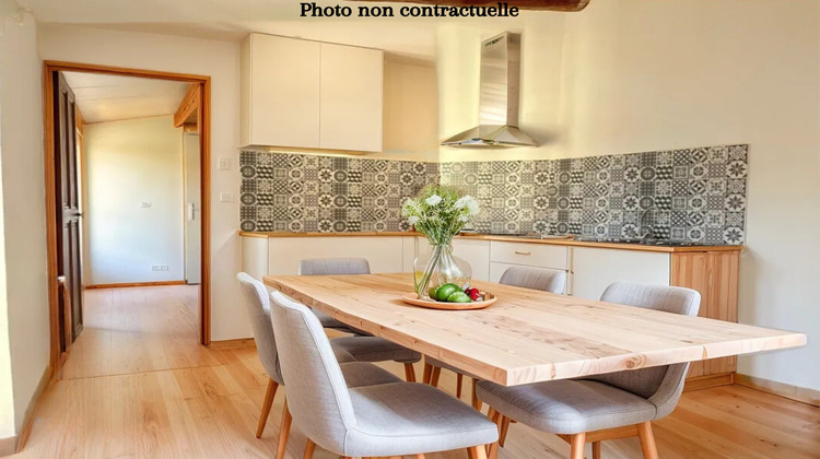 Ma-Cabane - Vente Immeuble SERIGNAN-DU-COMTAT, 110 m²