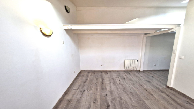 Ma-Cabane - Vente Immeuble Solliès-Pont, 100 m²