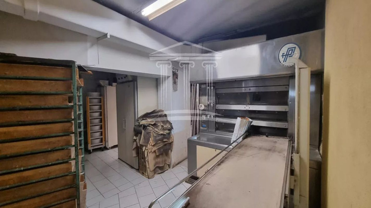 Ma-Cabane - Vente Immeuble SORGUES, 238 m²