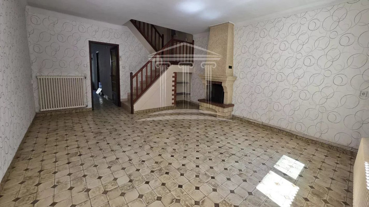 Ma-Cabane - Vente Immeuble SORGUES, 209 m²