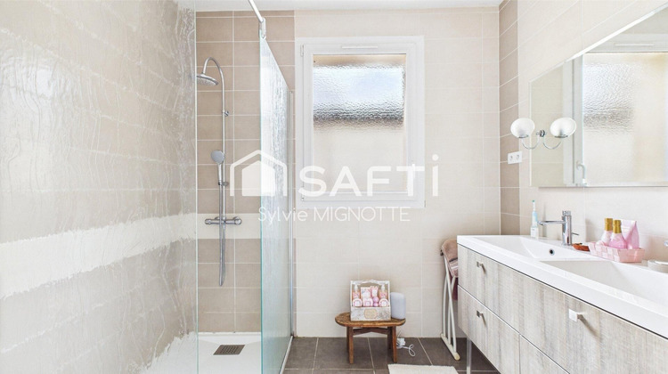 Ma-Cabane - Vente Immeuble Surgeres, 127 m²