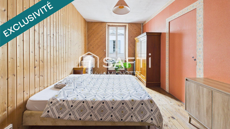 Ma-Cabane - Vente Immeuble Surgeres, 200 m²