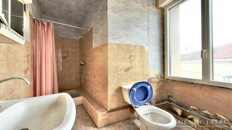 Ma-Cabane - Vente Immeuble Sury-le-Comtal, 160 m²