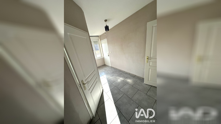 Ma-Cabane - Vente Immeuble Thaon-les-Vosges, 404 m²