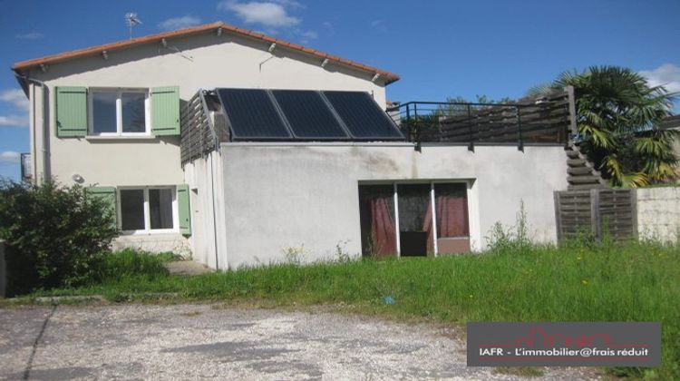 Ma-Cabane - Vente Immeuble Thénac, 300 m²