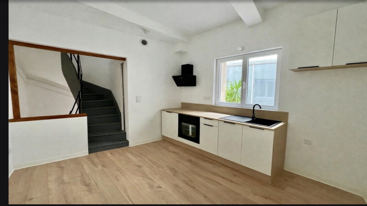 Ma-Cabane - Vente Immeuble Thézan-lès-Béziers, 70 m²
