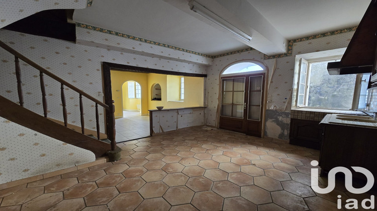 Ma-Cabane - Vente Immeuble Thouars, 95 m²