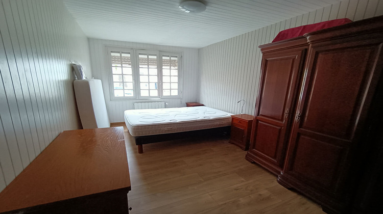 Ma-Cabane - Vente Immeuble TONNAY-CHARENTE, 237 m²