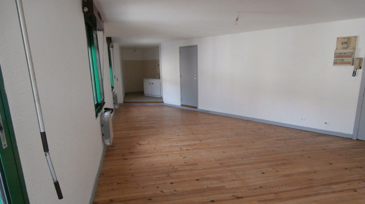 Ma-Cabane - Vente Immeuble Tournon-sur-Rhône, 84 m²