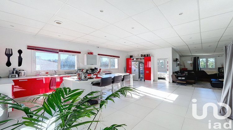 Ma-Cabane - Vente Immeuble Tourrettes, 450 m²