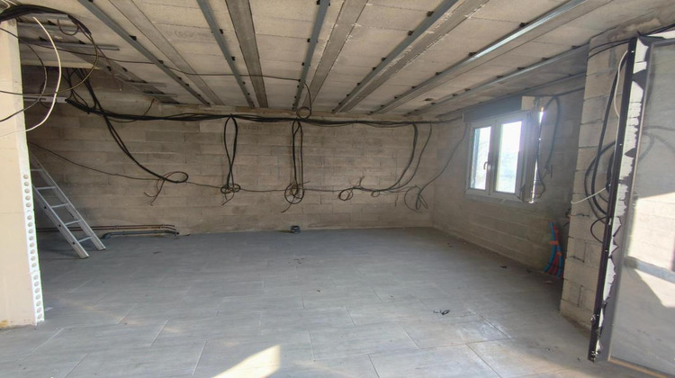 Ma-Cabane - Vente Immeuble TREMBLAY EN FRANCE, 131 m²