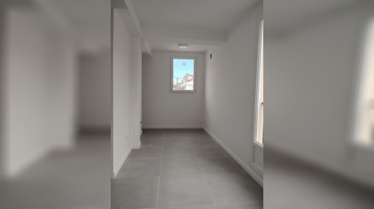 Ma-Cabane - Vente Immeuble TRILPORT, 69 m²