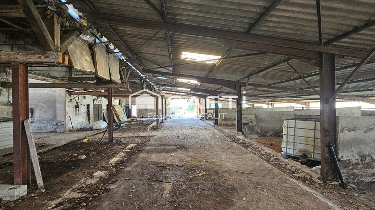 Ma-Cabane - Vente Immeuble Tronchy, 400 m²