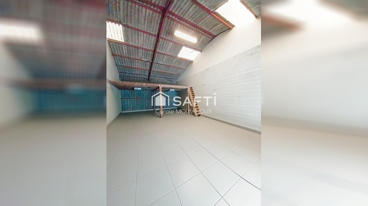 Ma-Cabane - Vente Immeuble Truyes, 340 m²