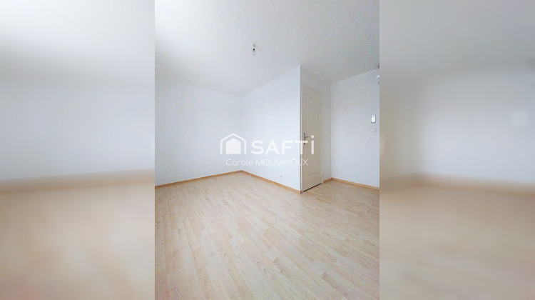 Ma-Cabane - Vente Immeuble Truyes, 340 m²