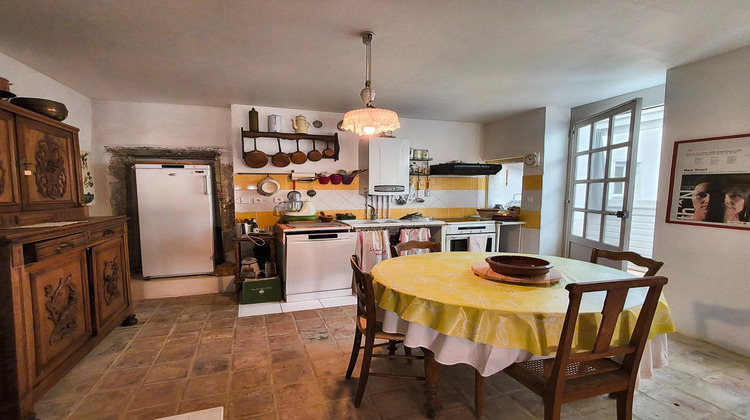 Ma-Cabane - Vente Immeuble Valreas, 163 m²